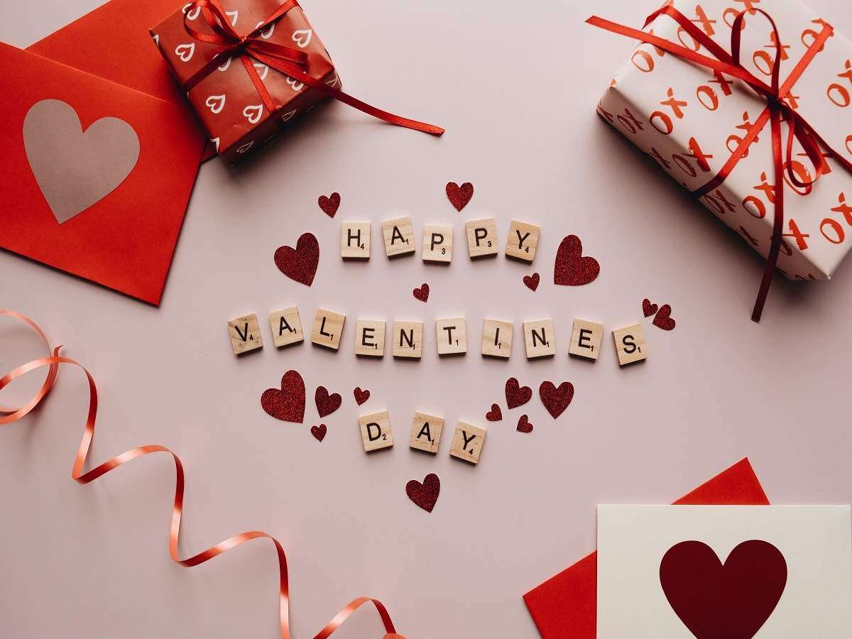 Happy Valentine’s Day 2022 Gifts for Boyfriend & Husband at cheap Prices